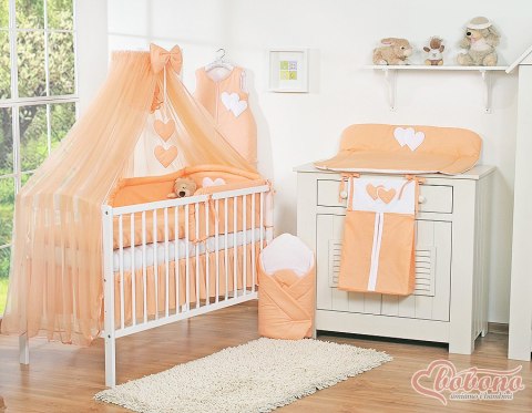 Duża moskitiera do łóżeczka dziecięcego z szyfonu z wiszącymi serduszkami i kokardką - brzoskwiniowa