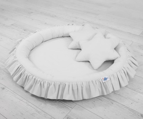 Zestaw: baldachim wiszący do pokoju dziecięcego, gniazdko z falbanką, poduszki - szary