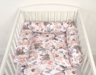 Ochraniacz wałek do łóżeczka niemowlęcego - róże sepia